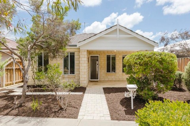 26 Spinifex Loop, WA 6035