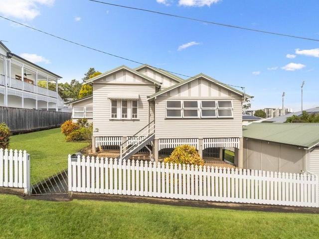11 Goldsworthy Avenue, QLD 4007