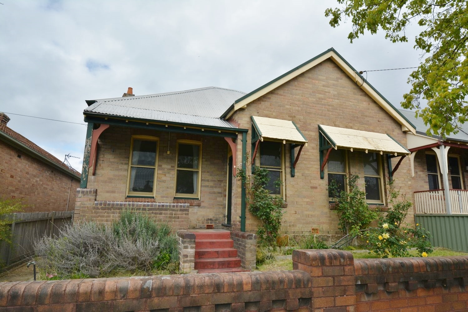 9 Laurence Street, Lithgow NSW 2790 Allhomes