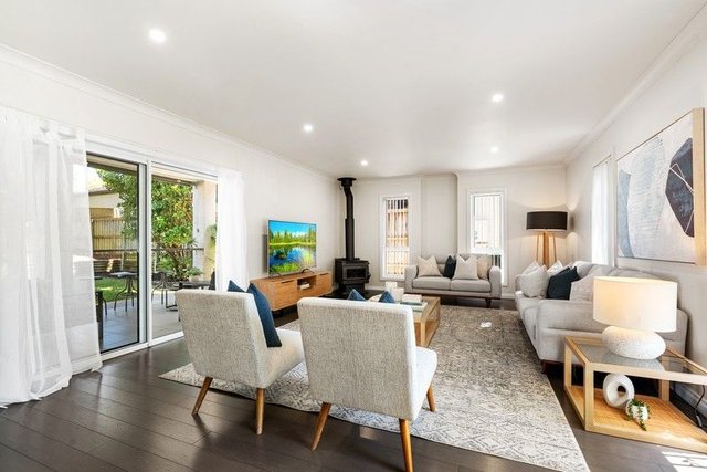 146 Middleton Drive, NSW 2171