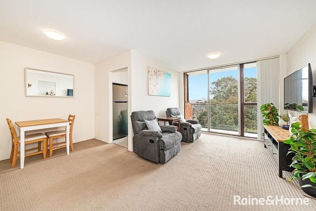 8F/14 Bligh Place, NSW 2031