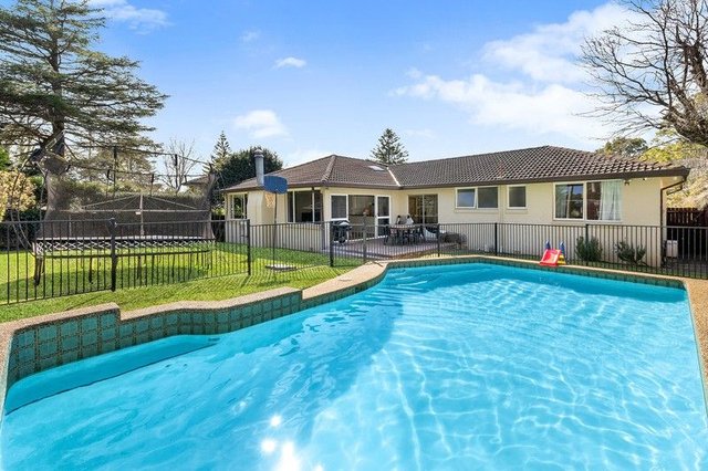 12 Aronia Avenue, NSW 2075