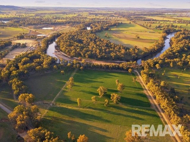 192 Roach Road, NSW 2650