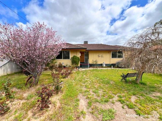 8 Warne Street, WA 6415
