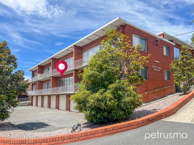 2/2 Alt-Na-Craig Avenue, TAS 7000