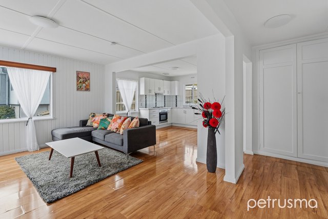 17 Heemskirk Street, TAS 7018