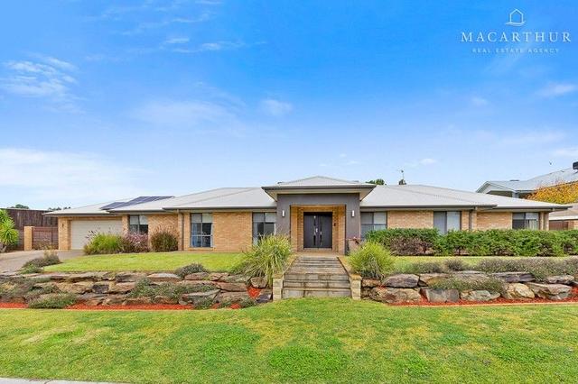 37 Plunkett Drive, NSW 2650