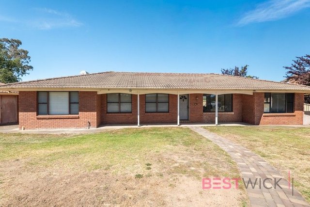18 Elphinstone Place, NSW 2795