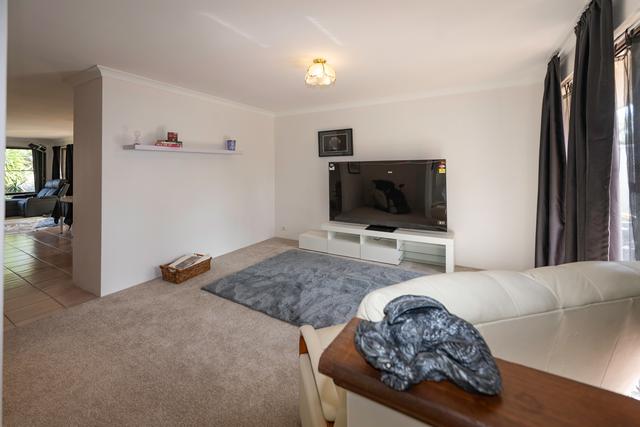 14 Richenda Court, WA 6064