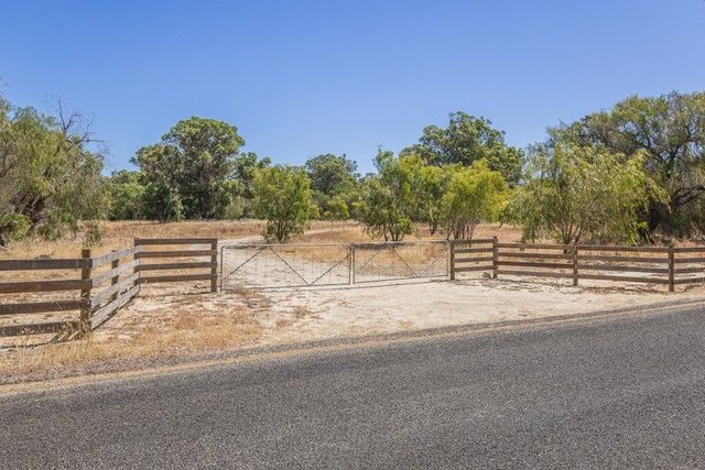 22 Holmes Road, WA 6215