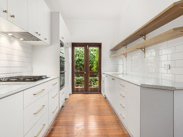 79 Kitchener Road, WA 6156