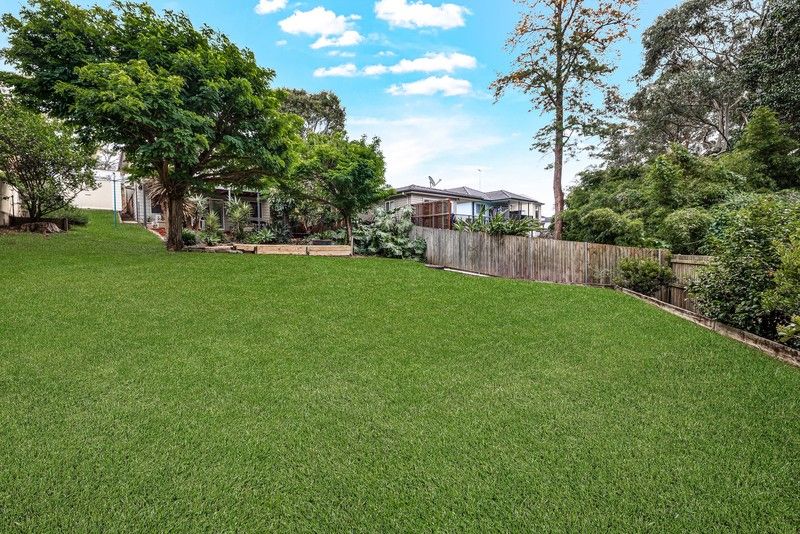 https://images.allhomes.com.au/property/photo/76294397be2b2b20ef2e9dd1f45d9d39_hd.jpg