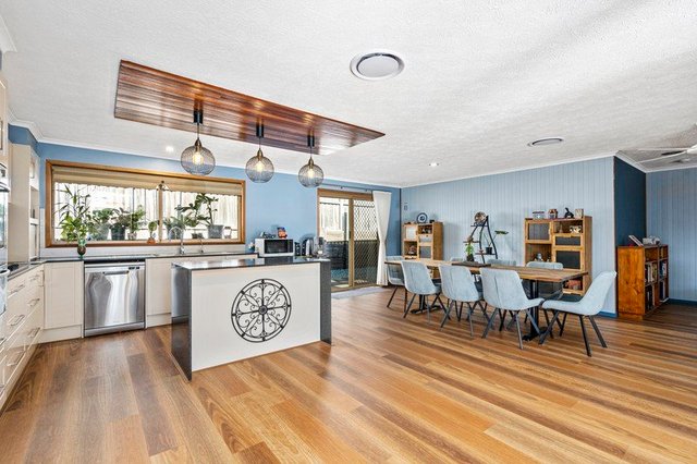 6 Chopin Court, QLD 4211