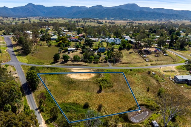 83-85 Kameruka Street, NSW 2550