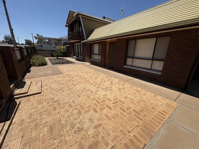 2/2 Tottenham Road, SA 5700