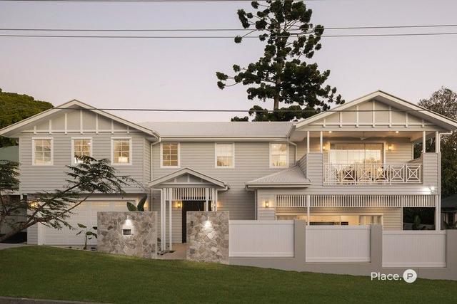 8 Sugarloaf Street, QLD 4012