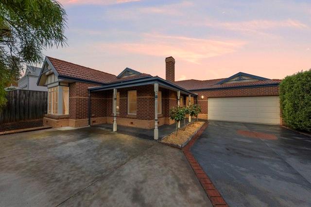 17 Pioneers Crescent, VIC 3810