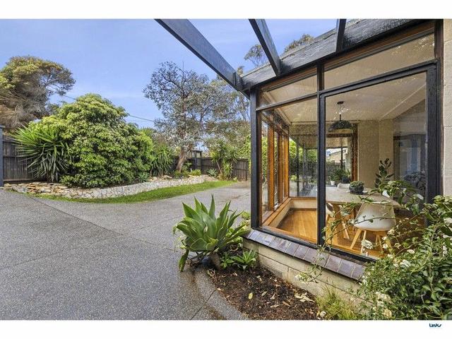 19 Sunningdale Avenue, VIC 3228