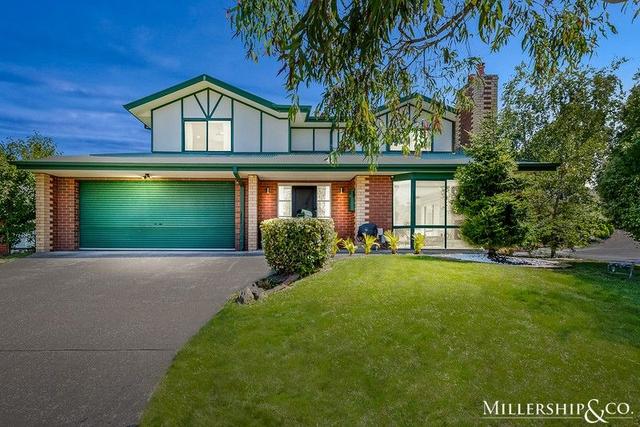 8 Robin Place, VIC 3752