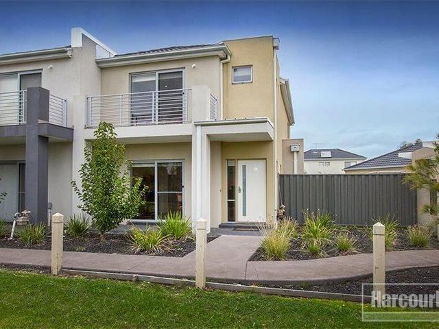 9/11 Howqua Place, VIC 3810