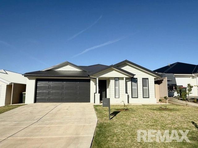 8A Valencia Drive, NSW 2650