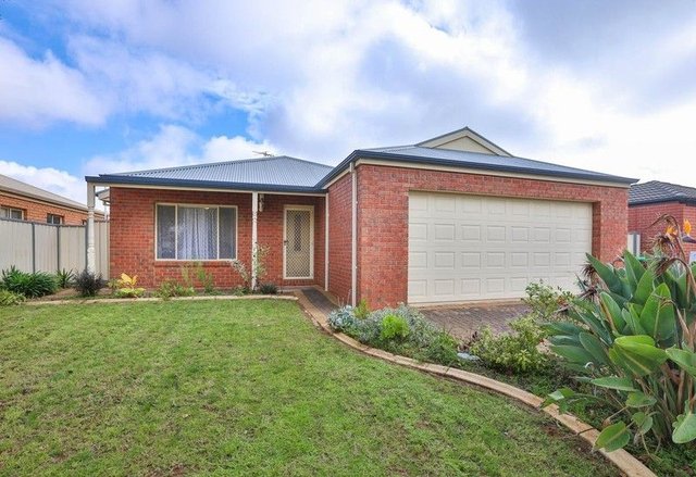 13 Durham Avenue, VIC 3500