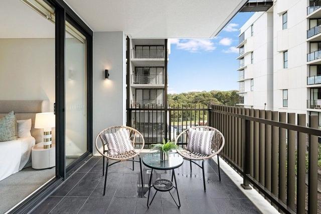 J9072/17 Amalfi  Drive, NSW 2127