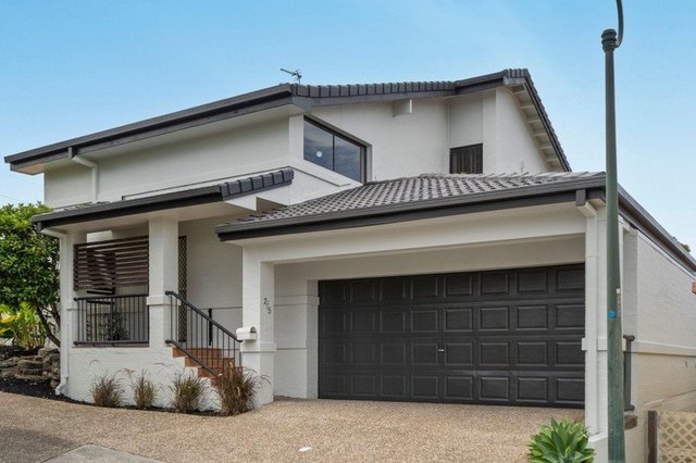 2/5 Brittney Court, QLD 4214