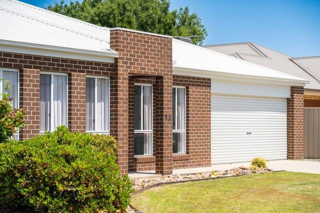 12 Britton Court, NSW 2642