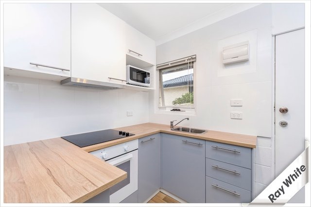4/4 Fairmount Crescent, NSW 2620