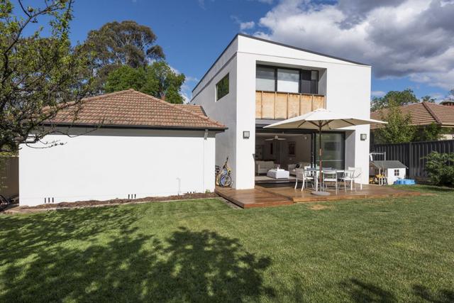 11 Loch Street, ACT 2600