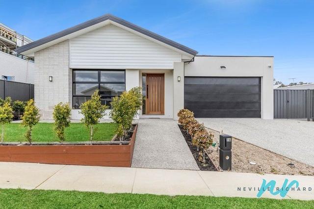 16 King George  Street, VIC 3223