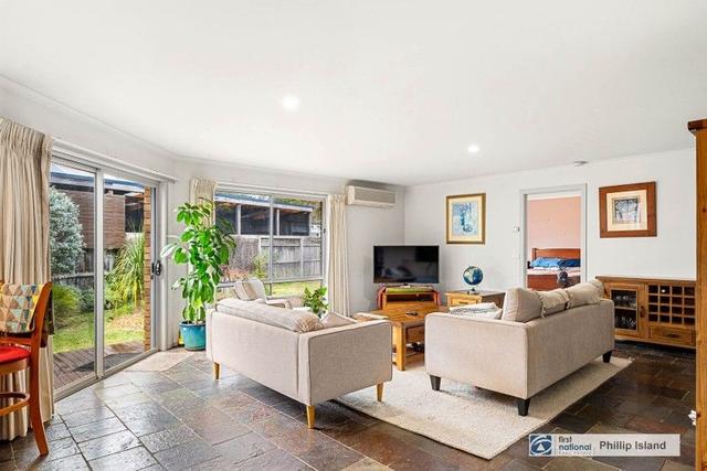 12 Honeyeater Drive, VIC 3922