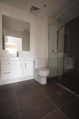Bathroom (2015-07-20)