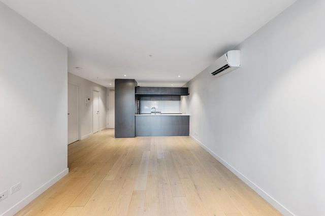 211D/21 Robert Street, VIC 3066