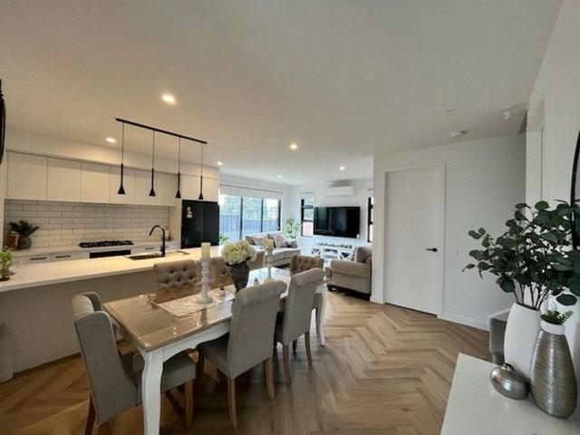 27 Allan Street, VIC 3764
