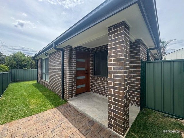 24a Carrington Circuit, NSW 2560