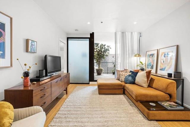 220/232-242 Rouse Street, VIC 3207