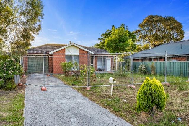 11 Castle Court, VIC 3350