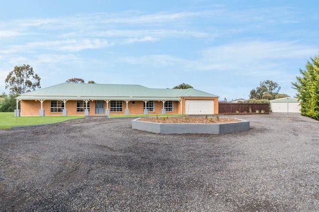 18 Inverlochy Drive, VIC 3331