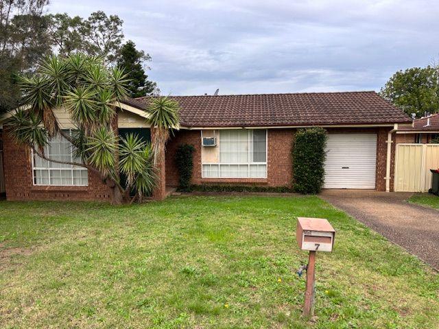 7 Karrabul Road Road, NSW 2560