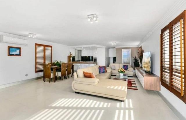 3/52 Marine Parade, QLD 4220