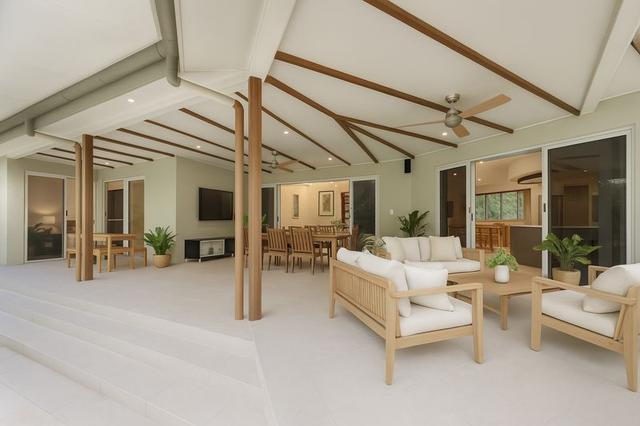 1 Silver Crescent, QLD 4879