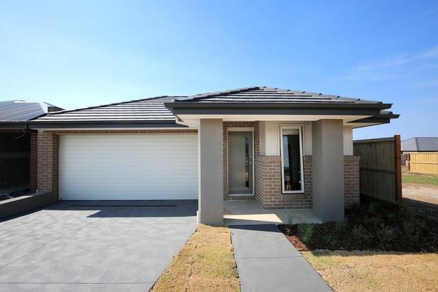 12 Trundle Dr, VIC 3217