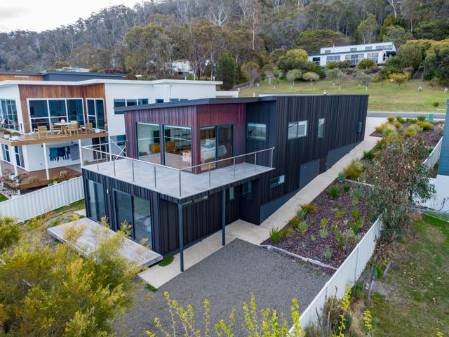 8 Wedge Tail Circuit, TAS 7215