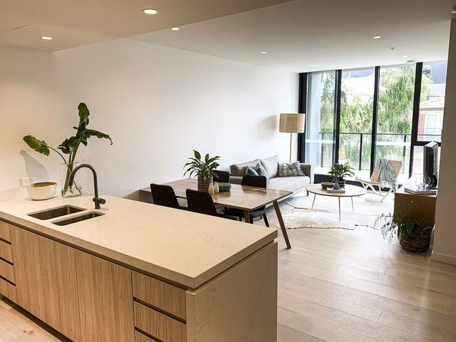 Unit 108/23-31 Small St, VIC 3188