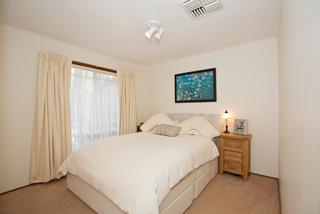 Bedroom 1 (2015-02-23)