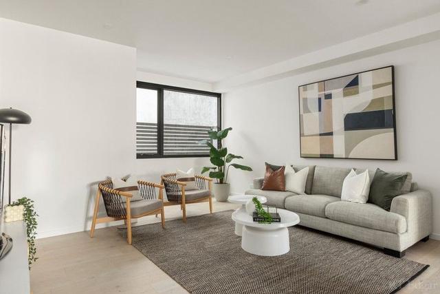 3/18-20 Nicholson Street, VIC 3057