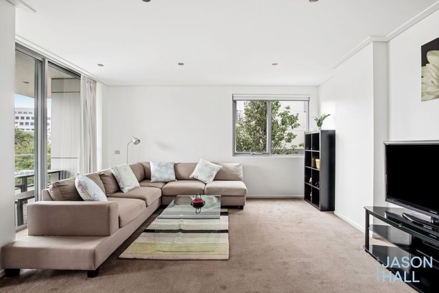 11/15 Coranderrk Street, ACT 2601