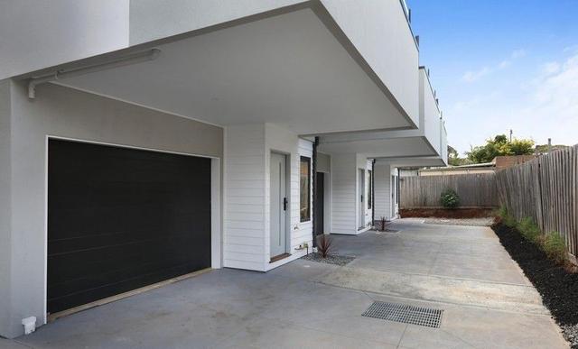 2/40 Vista Drive, VIC 3337